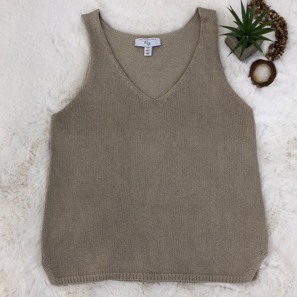 MB Knit Tan Sweater Tank Size Medium